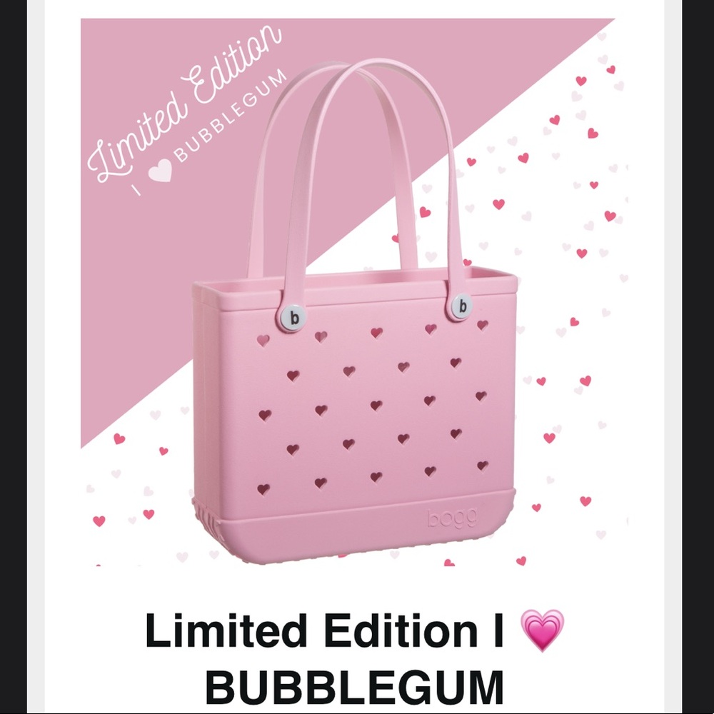 Bogg Special Edition Valentine 💕”I love Bubblegum” edition Baby Bog…
